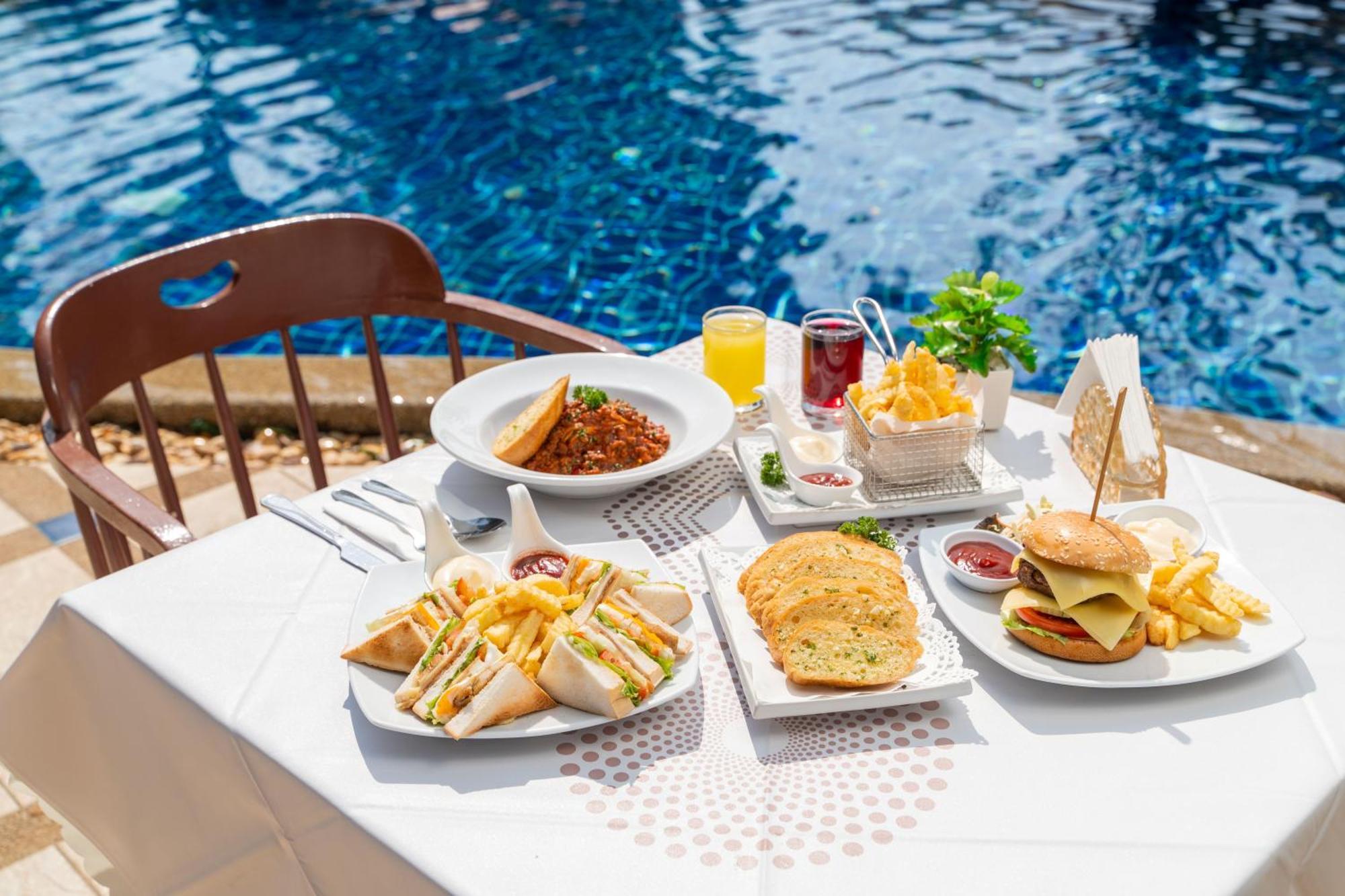 Phuket Leelavadee Hua Ting Resort Patong Екстериор снимка