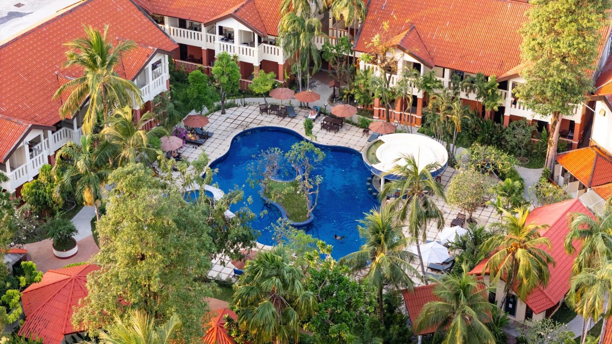 Phuket Leelavadee Hua Ting Resort Patong Екстериор снимка