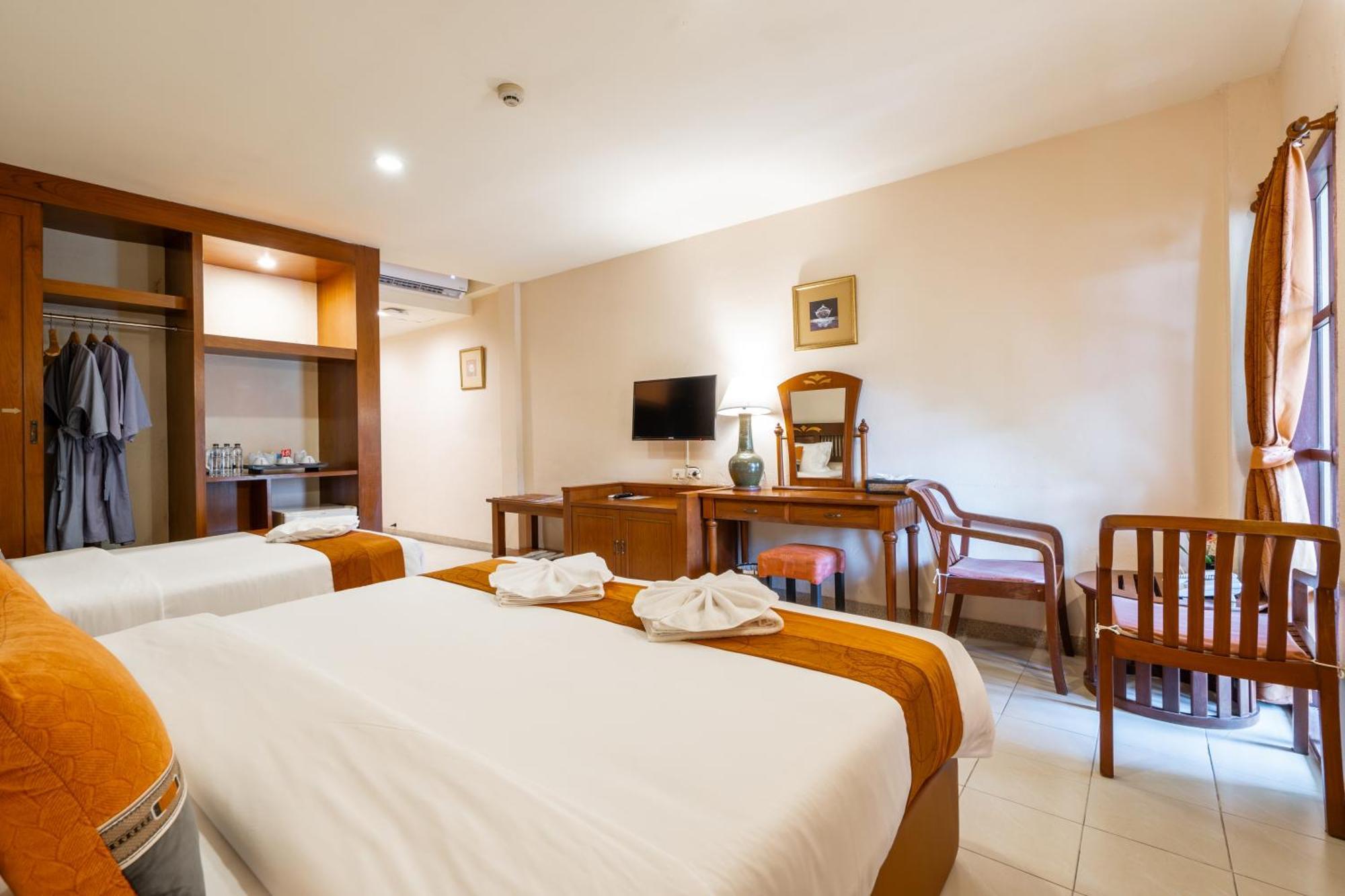 Phuket Leelavadee Hua Ting Resort Patong Екстериор снимка