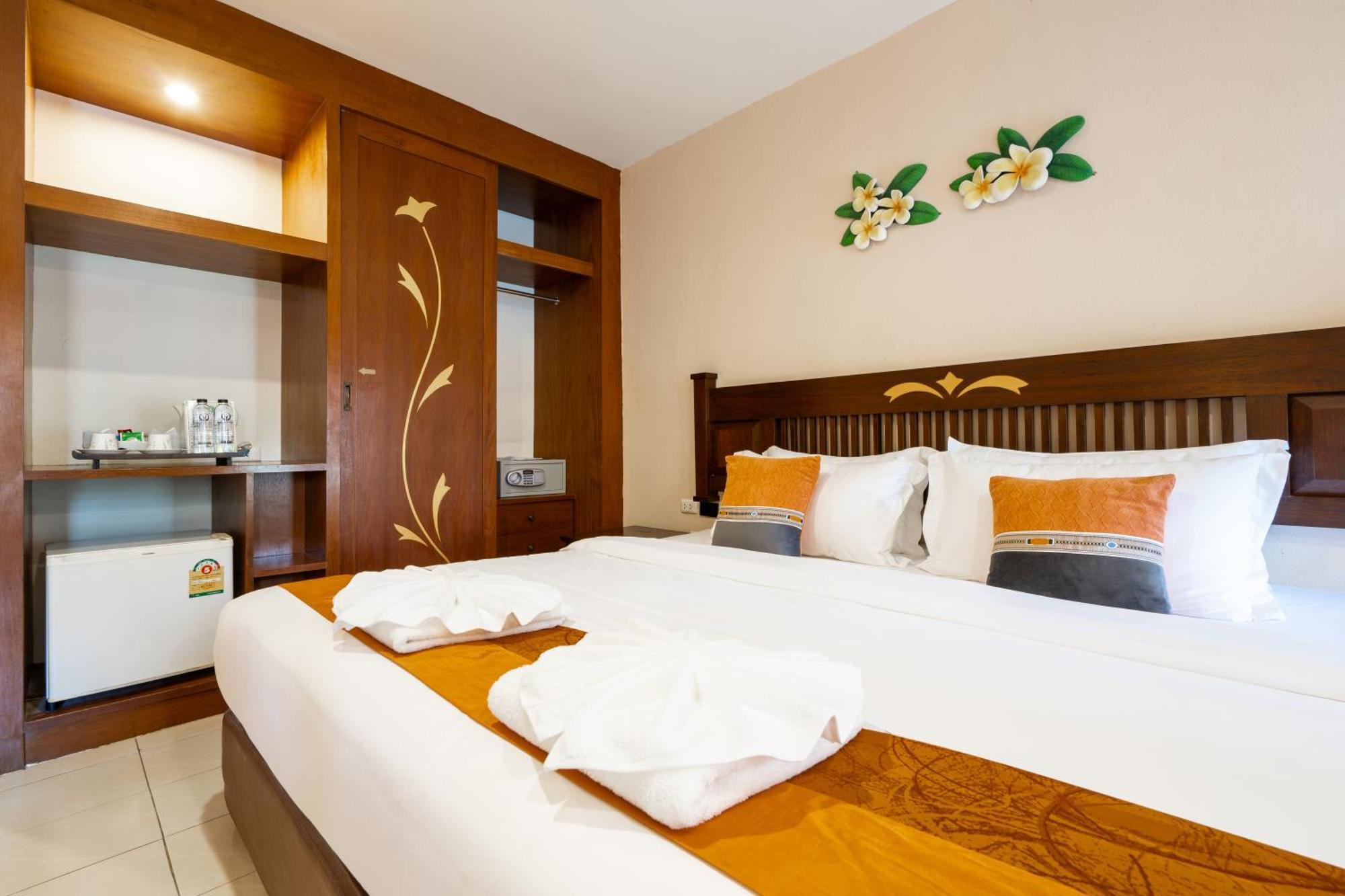 Phuket Leelavadee Hua Ting Resort Patong Екстериор снимка
