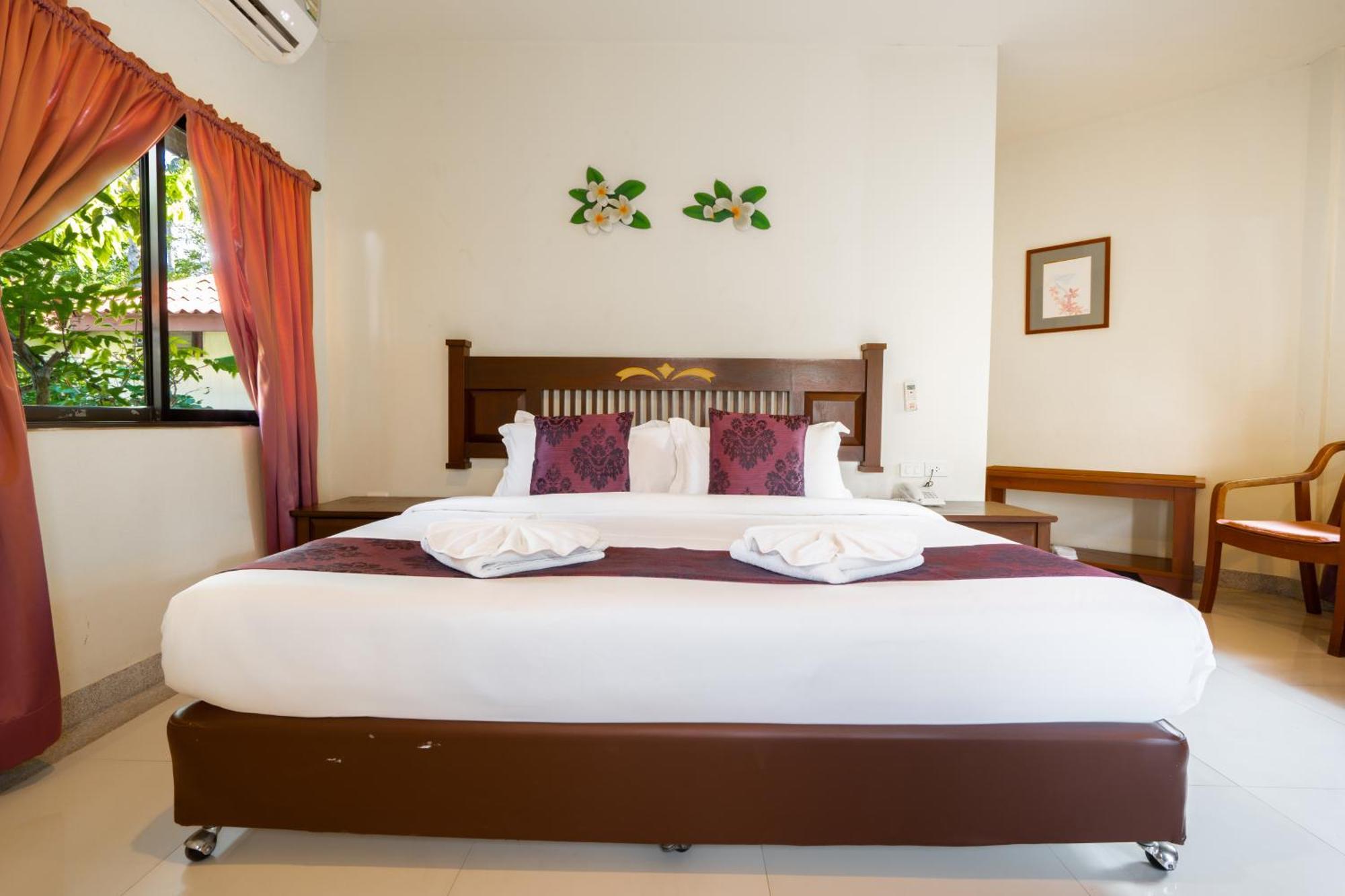 Phuket Leelavadee Hua Ting Resort Patong Екстериор снимка