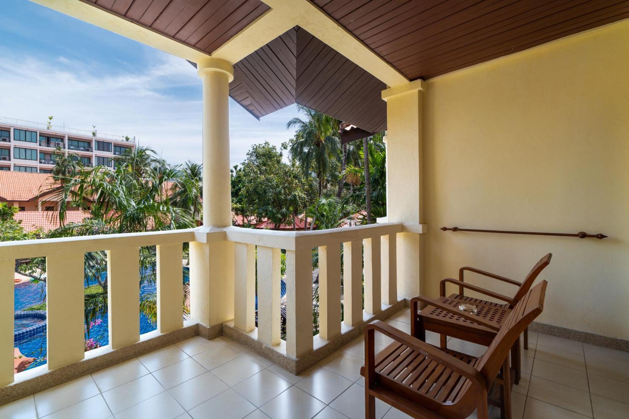 Phuket Leelavadee Hua Ting Resort Patong Екстериор снимка