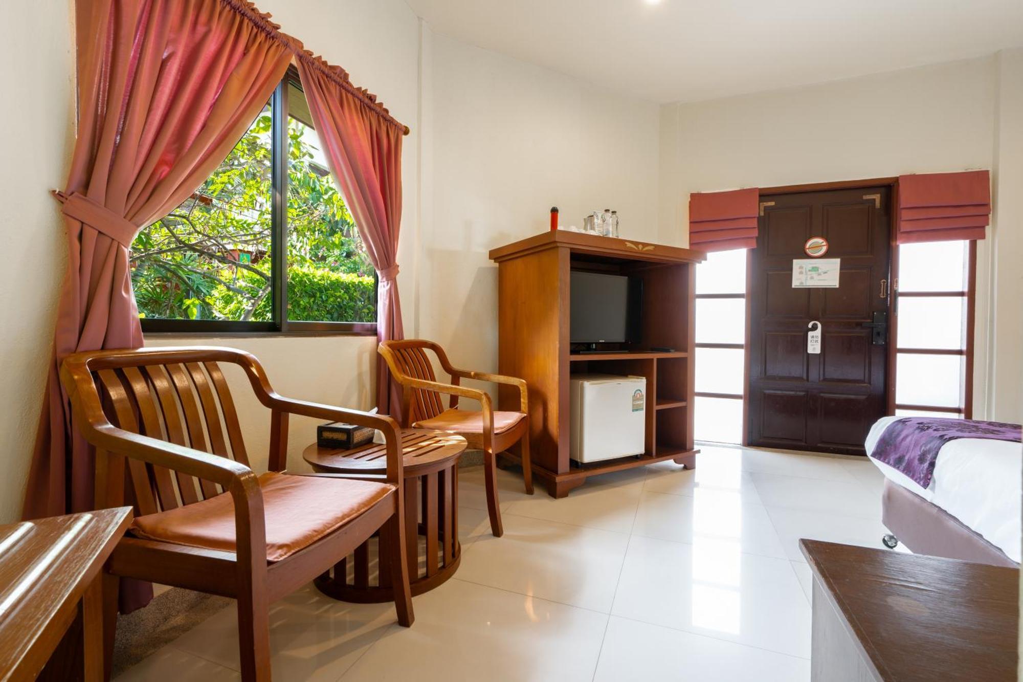 Phuket Leelavadee Hua Ting Resort Patong Екстериор снимка