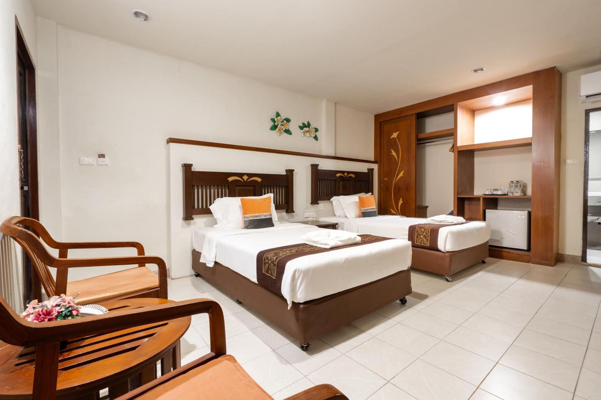 Phuket Leelavadee Hua Ting Resort Patong Екстериор снимка
